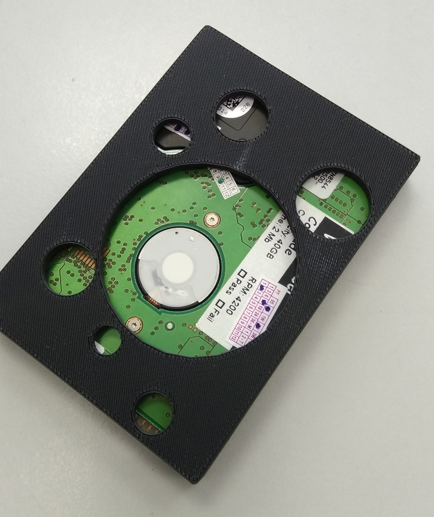 Free 3D file 3.5" hdd case・3D printing template to download・Cults