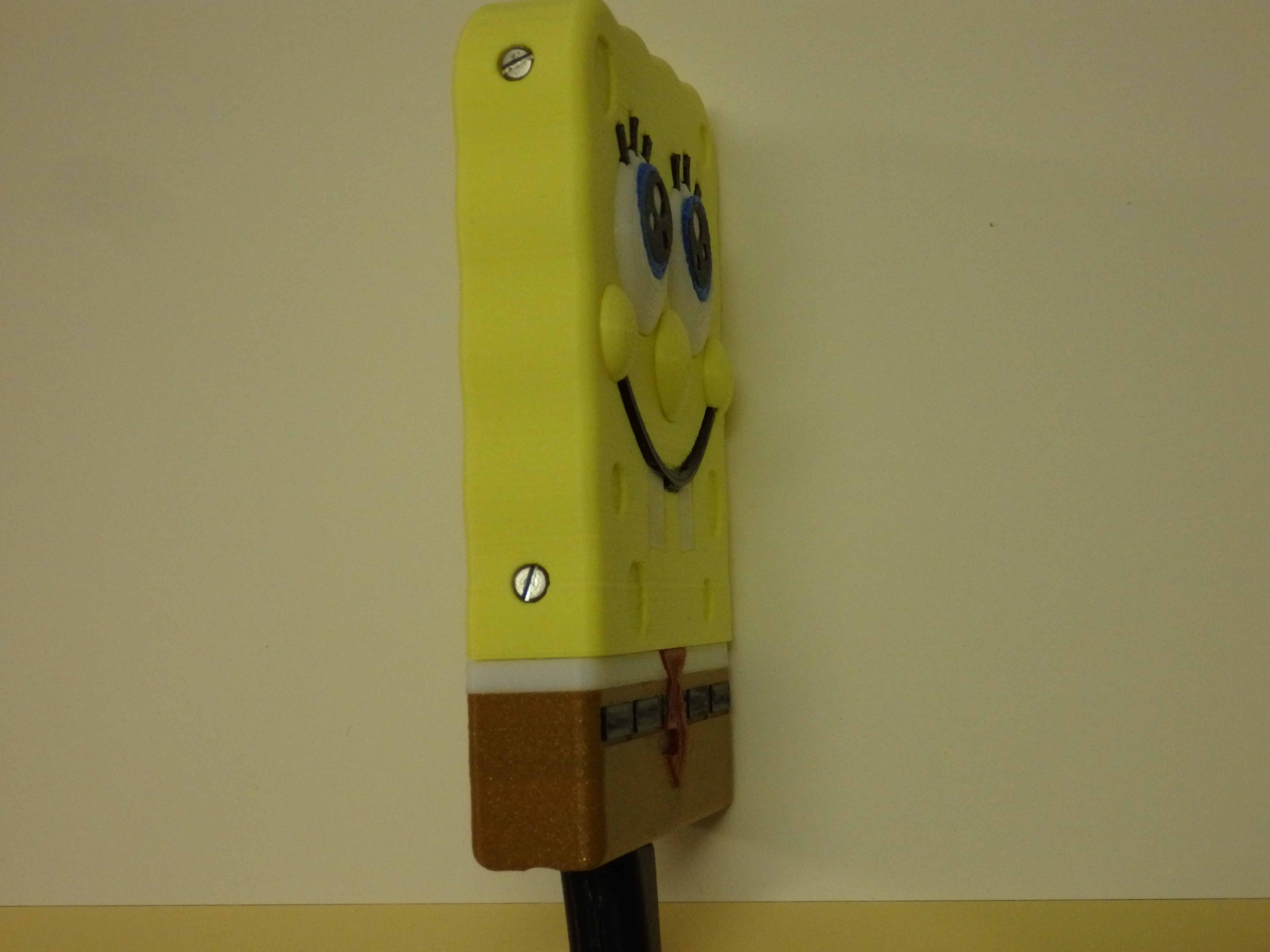 Fichier STL gratuit Bob l'éponge avec socle 🧽 (OBJ)·Design pour