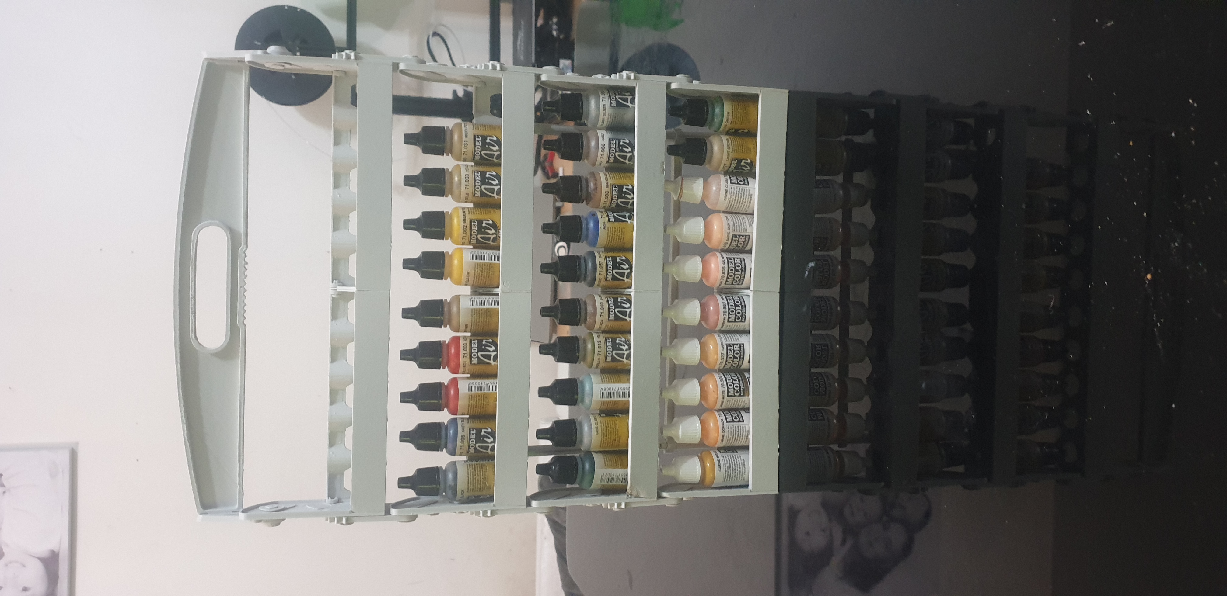 3D printable Scissor Paint Rack • made with Ender 3・Cults