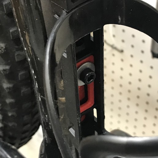 Download free 3D print files Cateye composite water bottle cage offset mounts ・ Cults