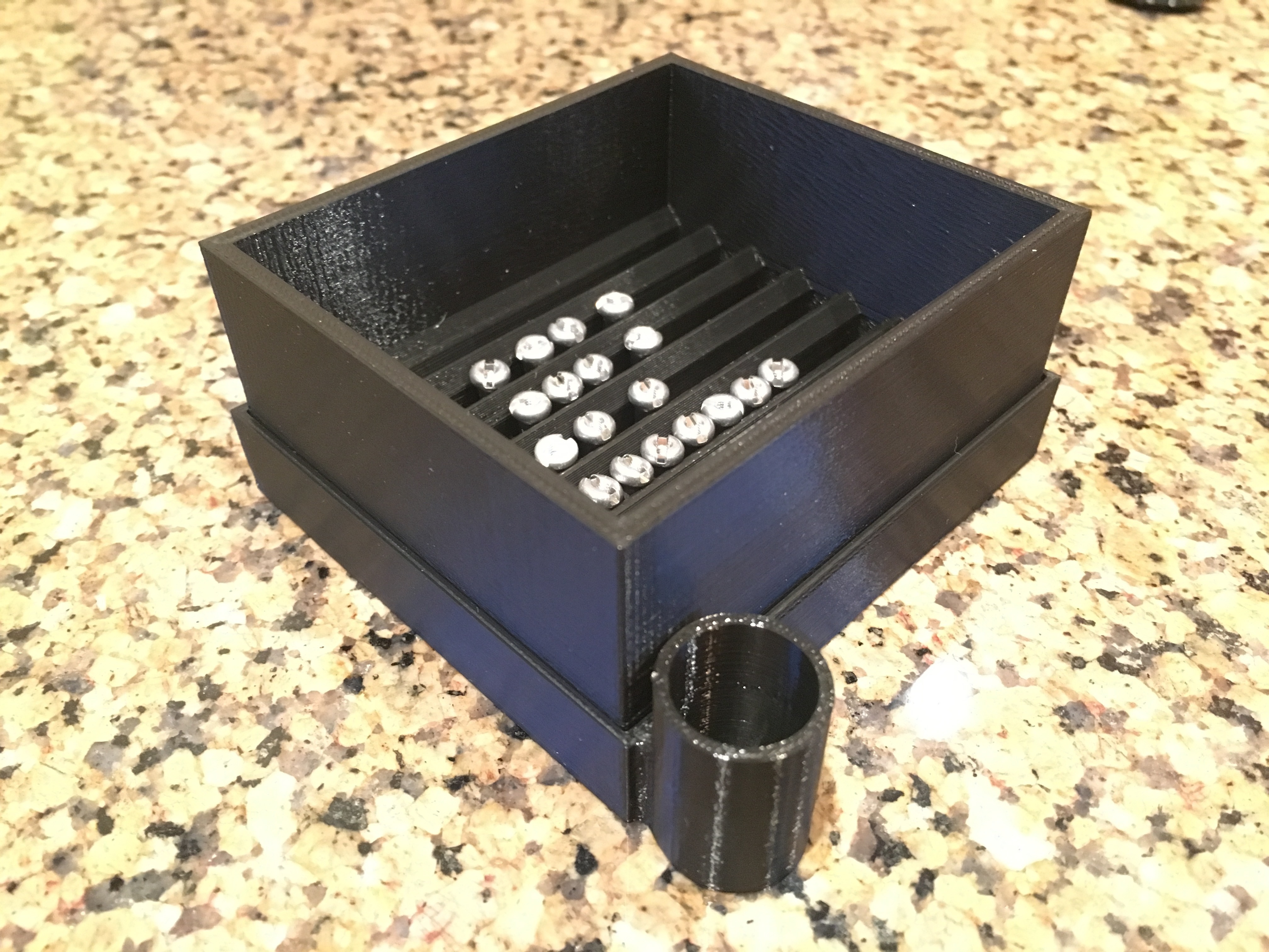 Free STL file Bicycle spoke nipple shuffler wheel building tool・3D