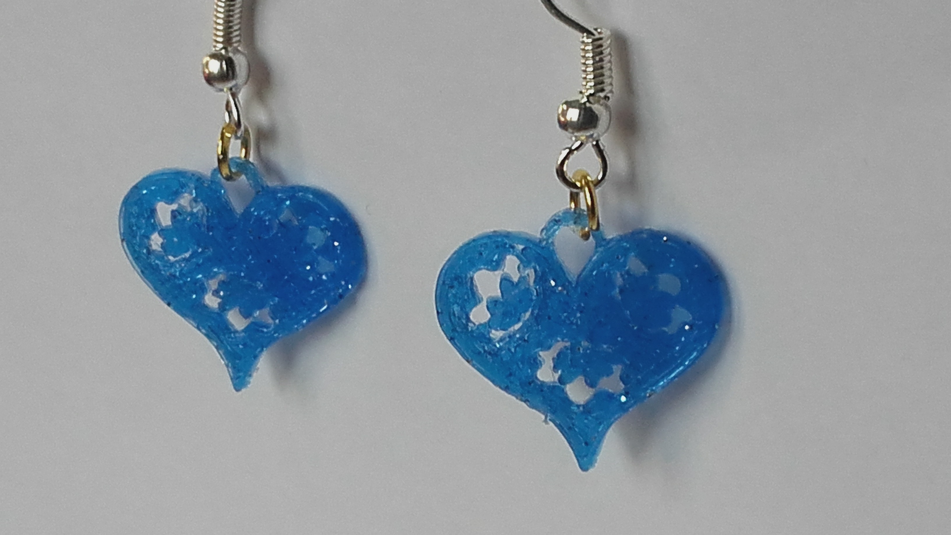 Fichier STL gratuit boucle d'oreille coeur 💫・Modèle à télécharger et à