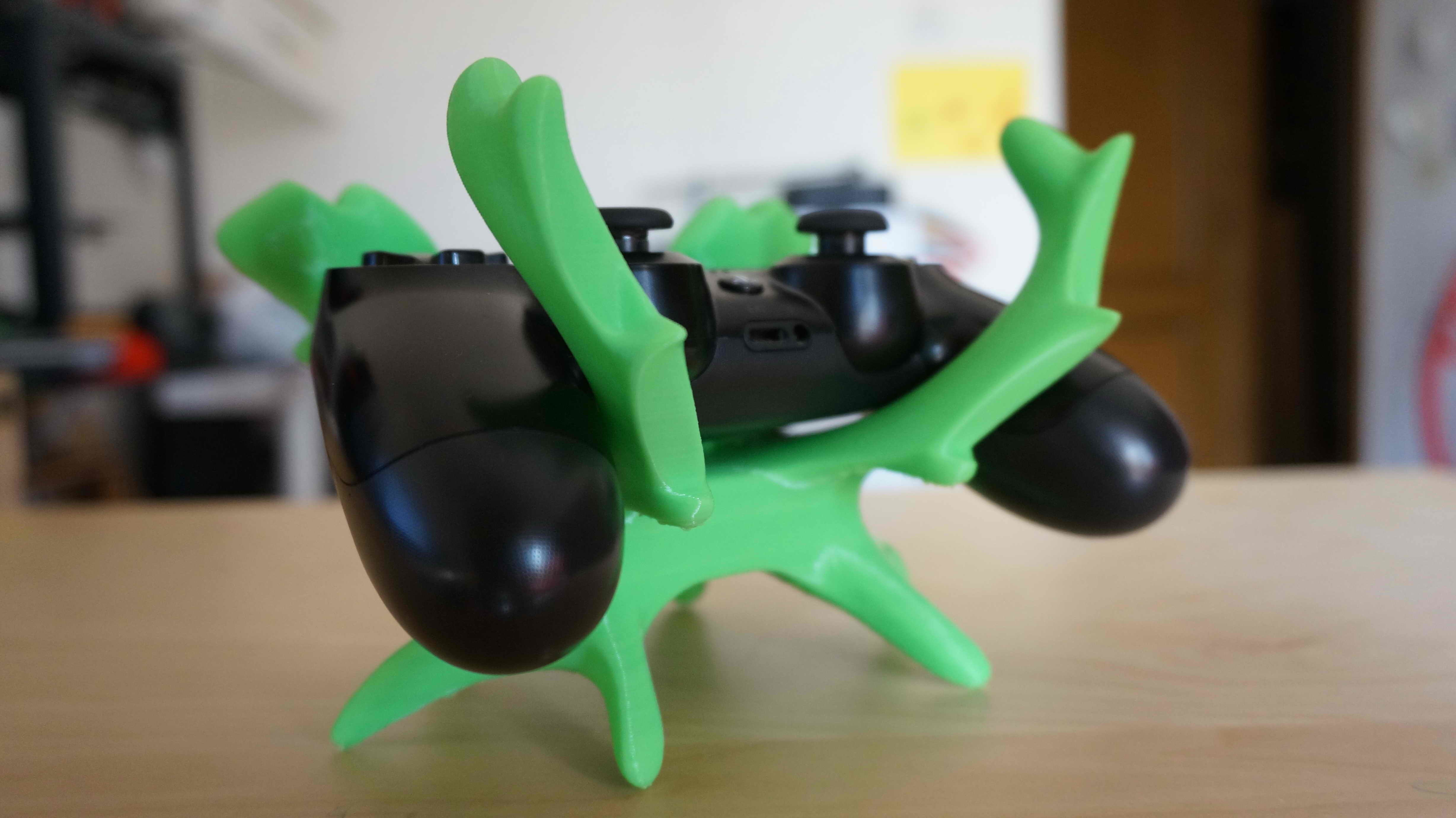 STL file PS4 Controller Holder 🏠・3D printable model to download・Cults