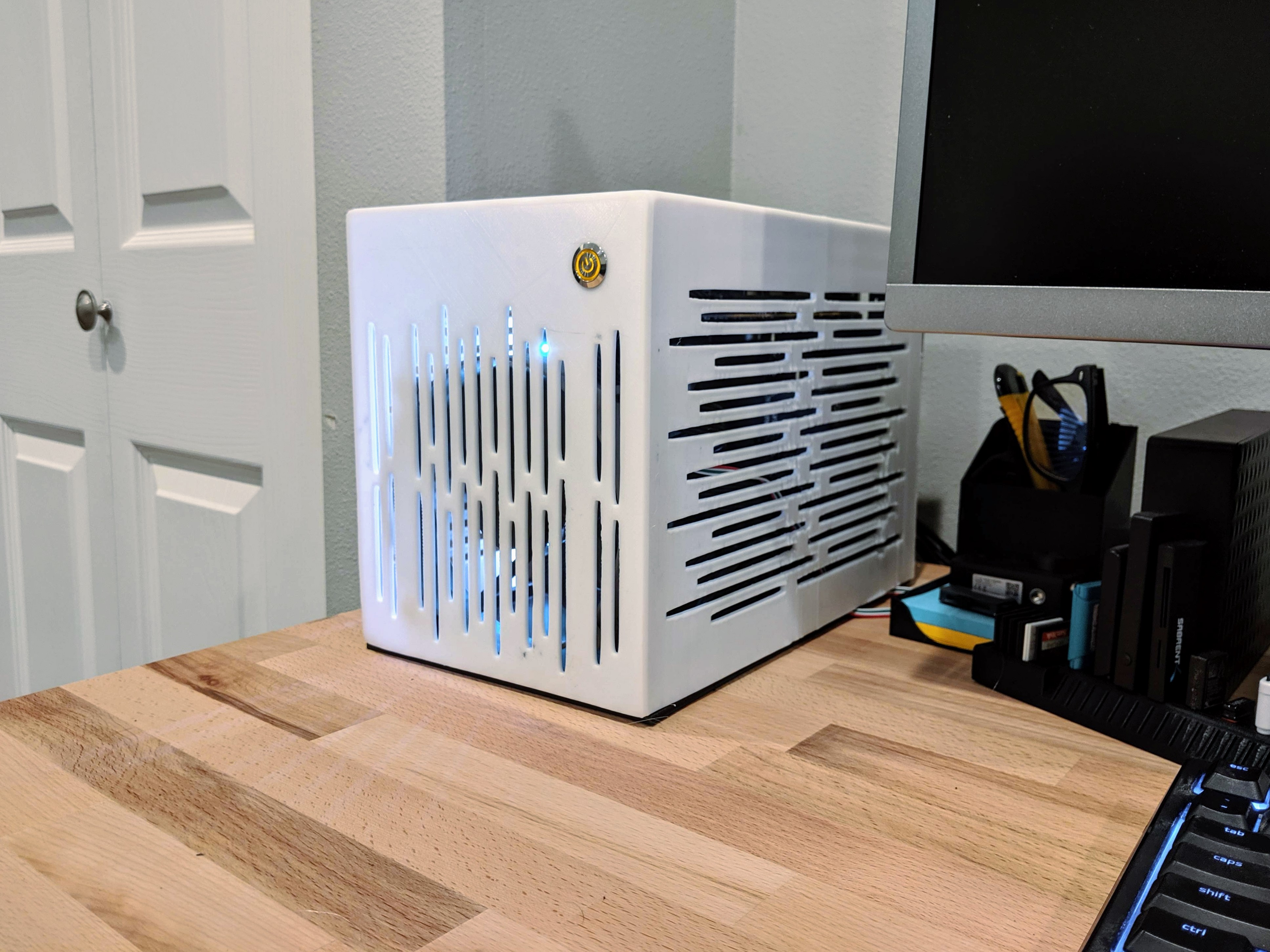 Free STL file 8.3L & 11.3L Mini-ITX SFF PC Case・3D print object to ...