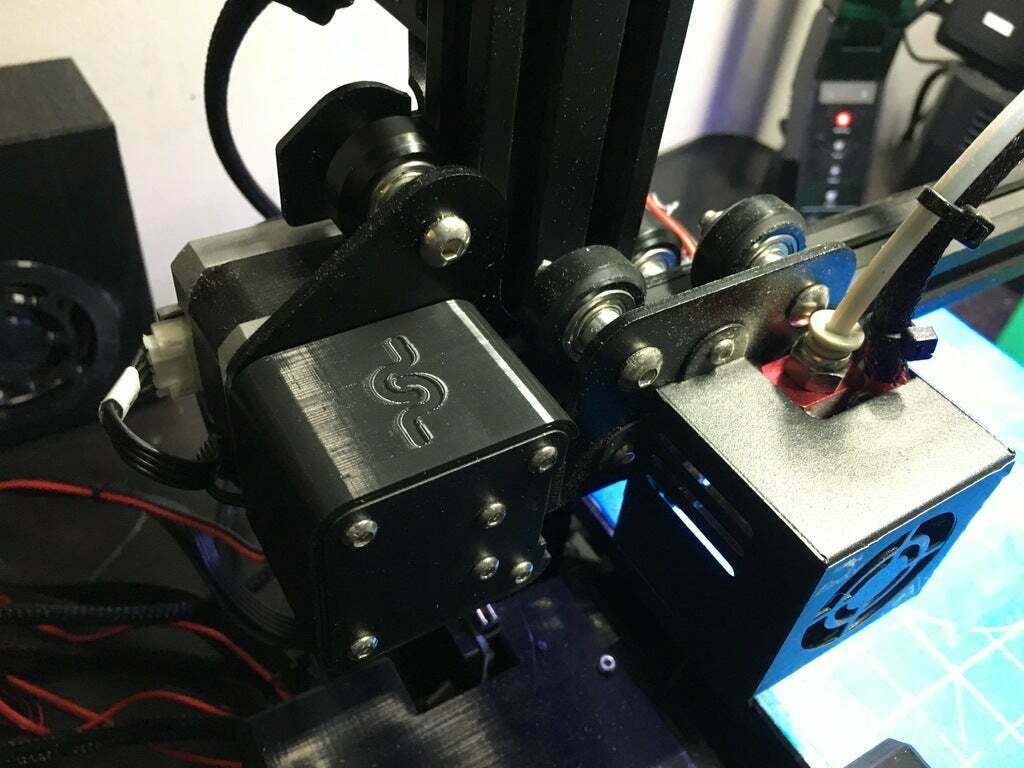 Free STL file X axis stepper pulley cover CR10 and Ender 2・3D printing