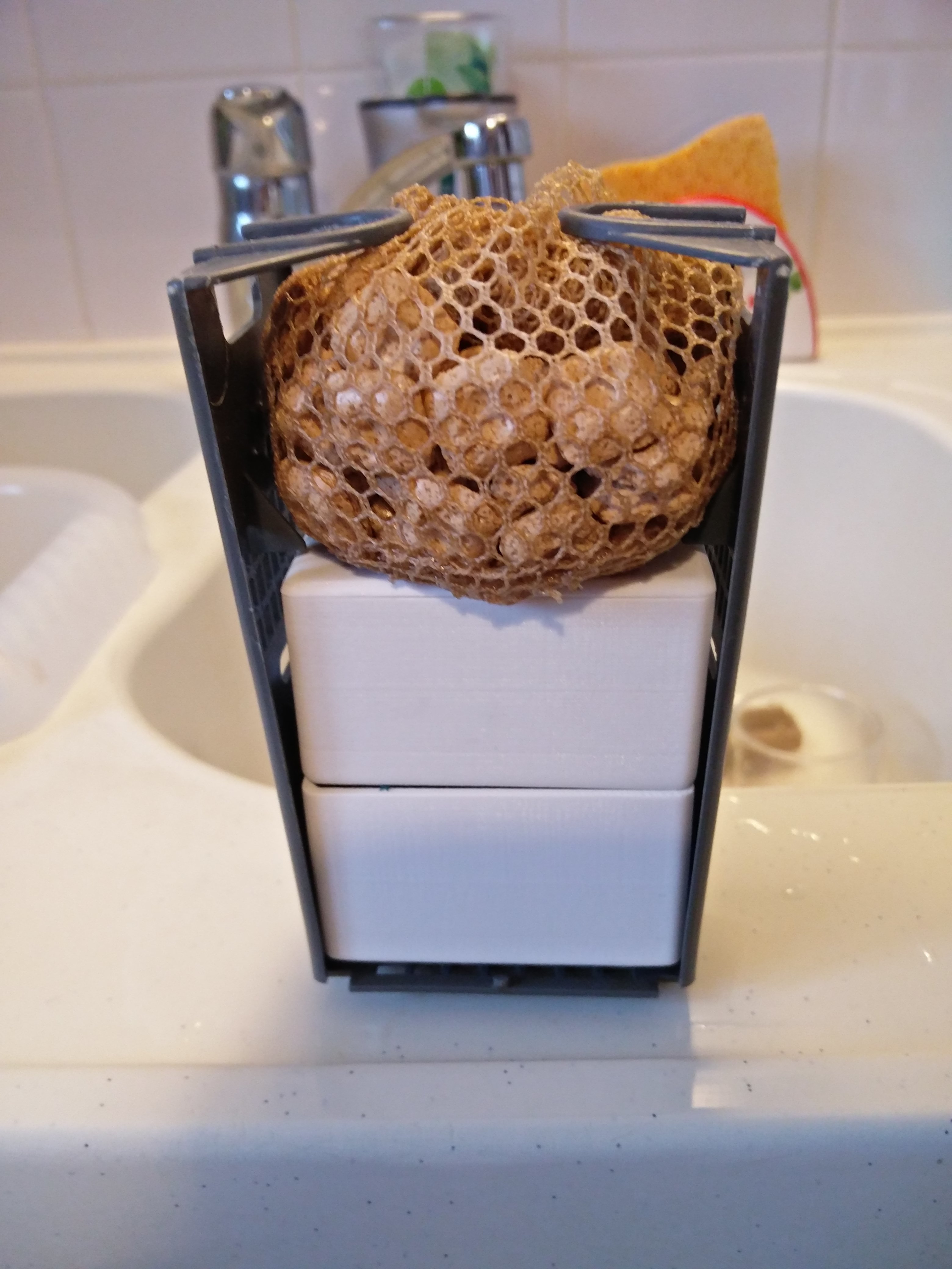 STL file Filtre aquarium Fluval Edge 23 ou 46 liters / Fluval Edge Aquarium Filter 23 or 46