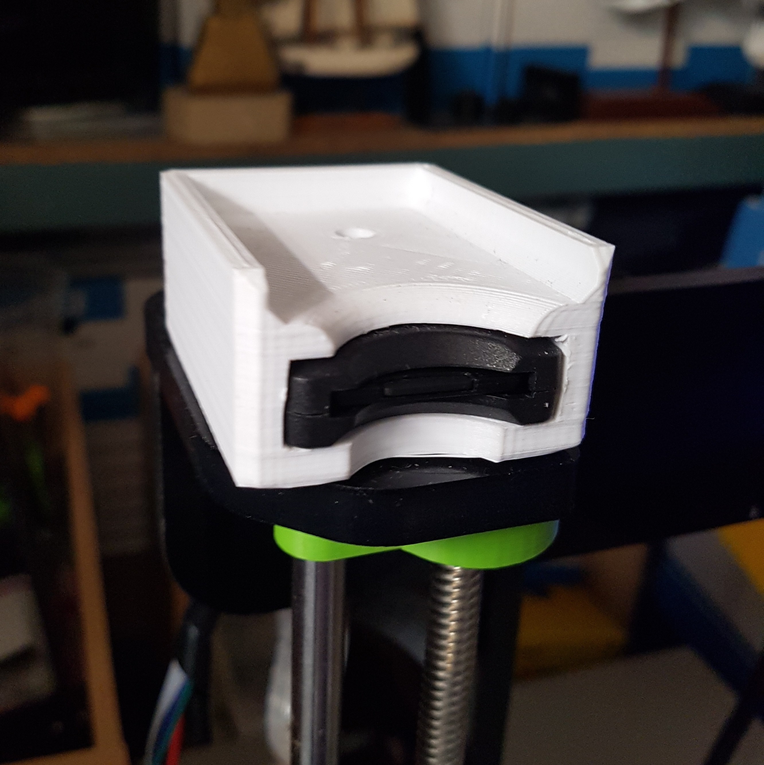 STL file Support SD Card Reader・3D printable model to download・Cults