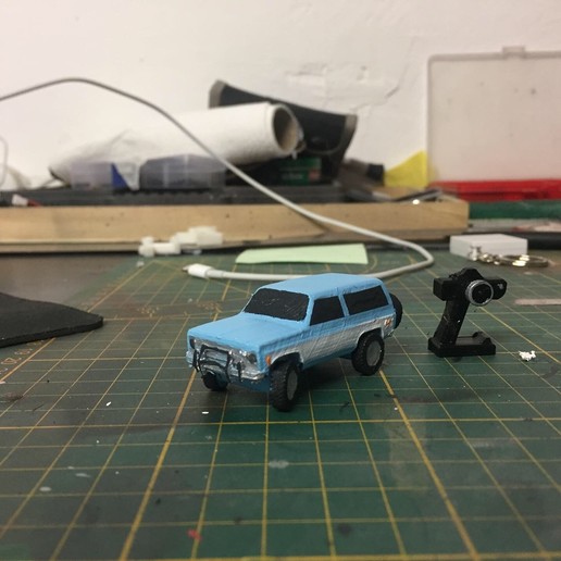 Download STL file RC CAR DIORAMA 1/100 (Chevy Blazer) • 3D printable