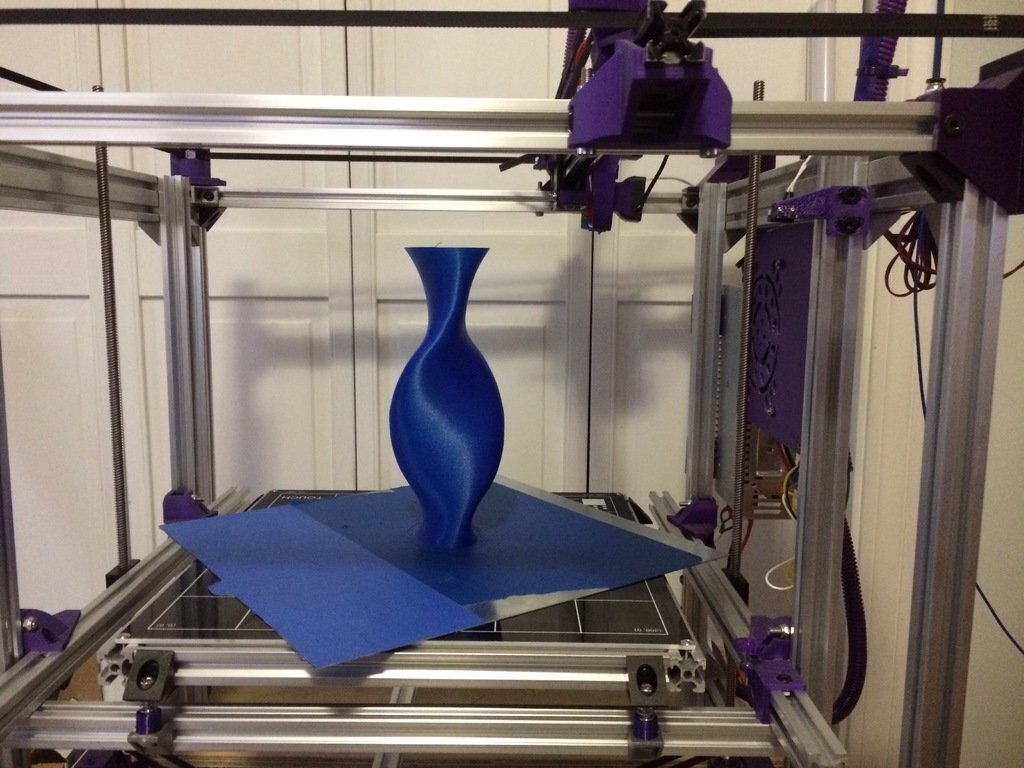Free STL file Twisted Ellipse #1・Template to download and 3D print・Cults