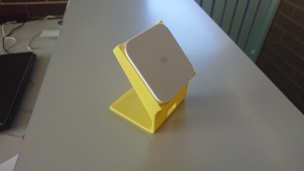 Free 3D file Square Reader Holder 🟪・3D printable object to download・Cults
