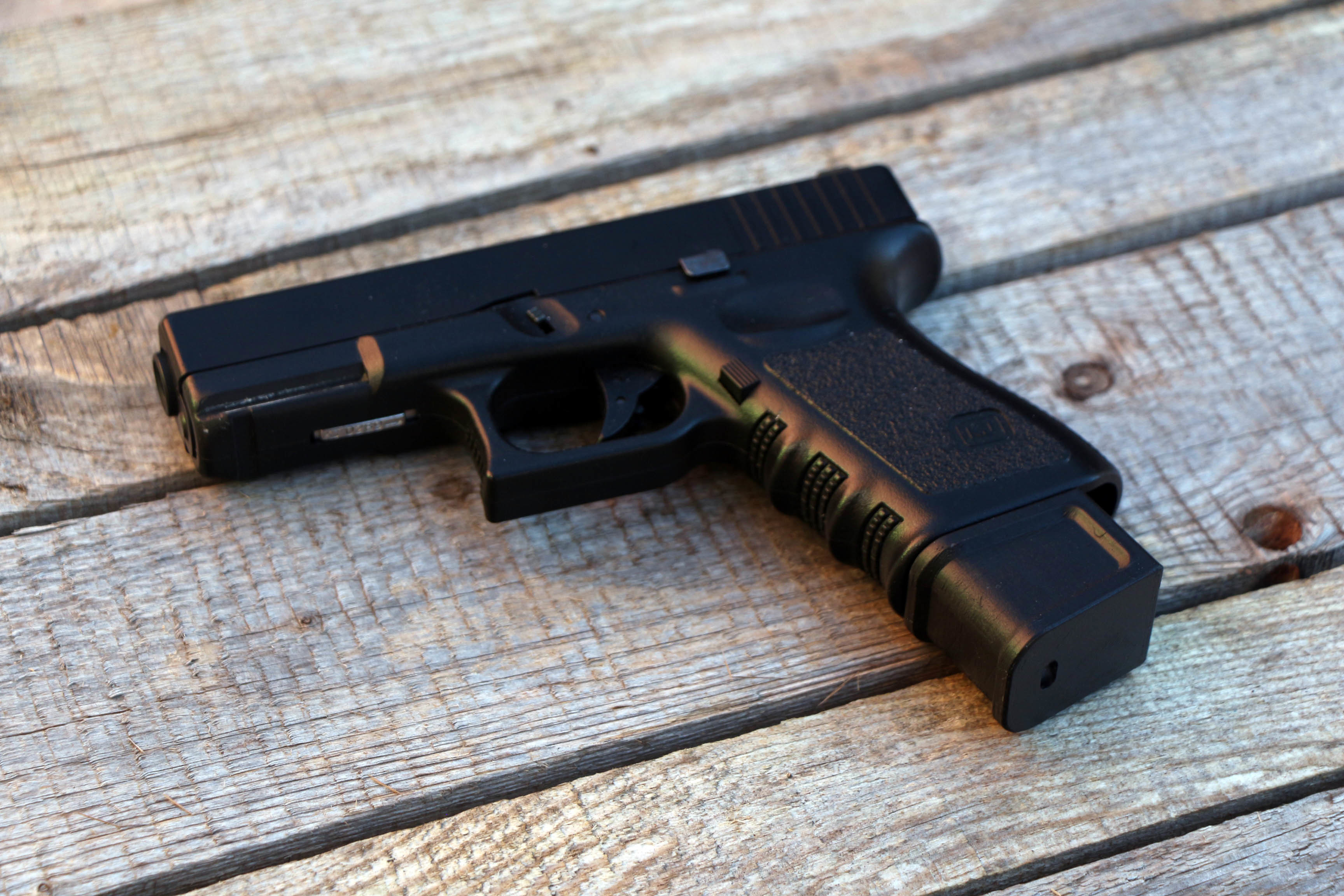 airsoft glock - mag plate 2