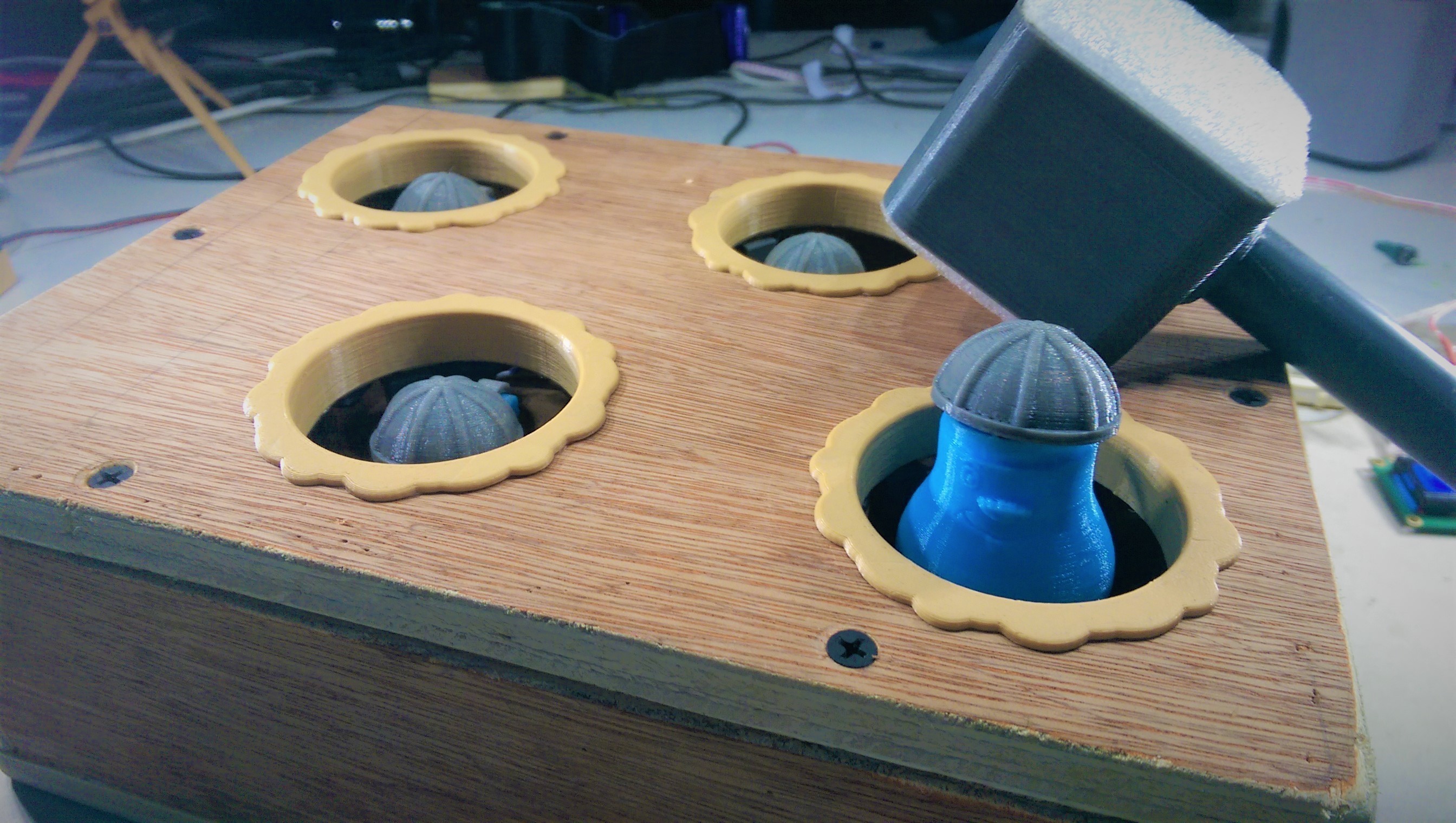 Free 3D file Mini Whack A Mole Game ♟・3D printable design to download・Cults