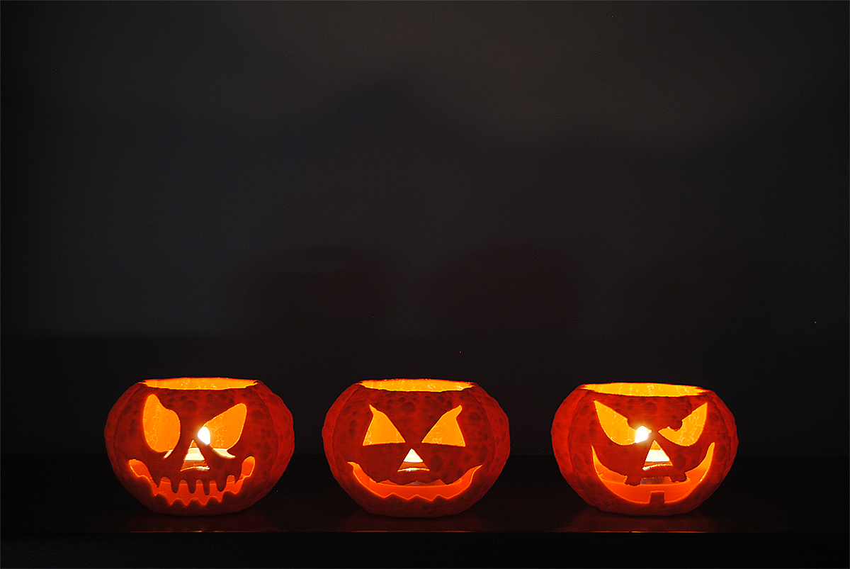 3 Jack-o'-lantern Tealight Holders