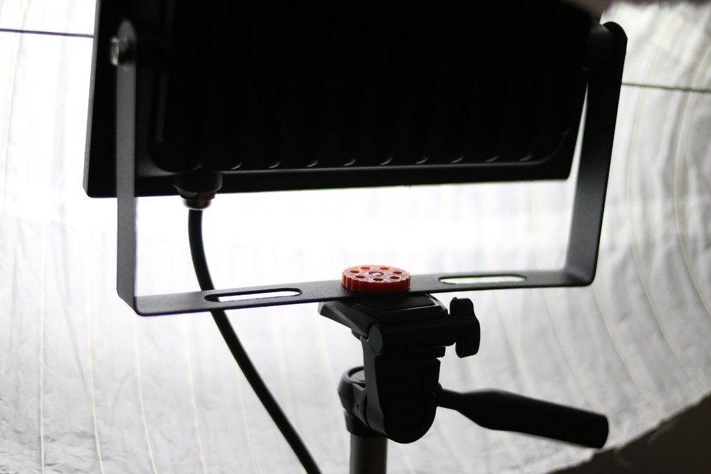 Free STL file 1/4"20 Camera Tripod Nut 📷・3D printer model to download