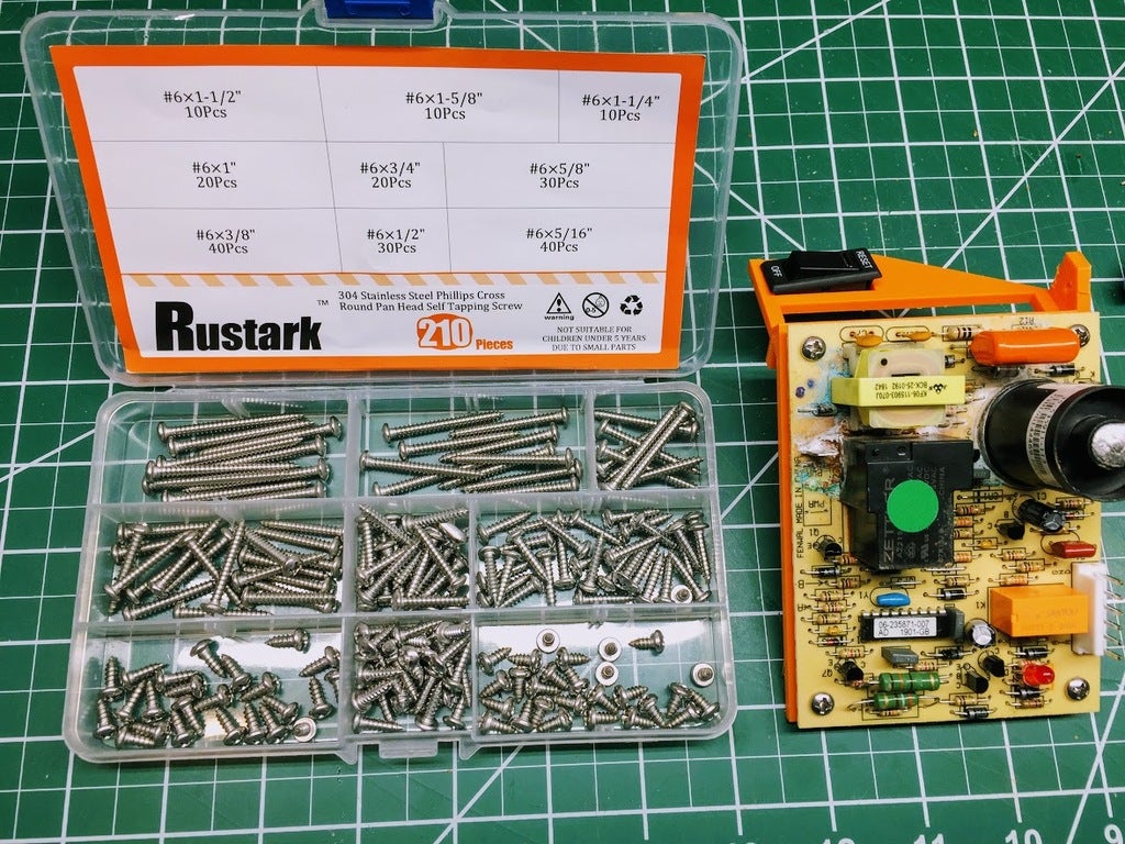 Free STL file RV Furnace retro circuit board 31501 holder・3D print
