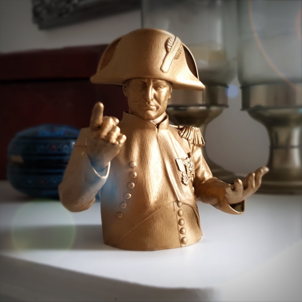 Napoleon_Bust_Vignette_Full_01.jpg STL file Napoleon Bust. Pre-supported・3D printable model to download