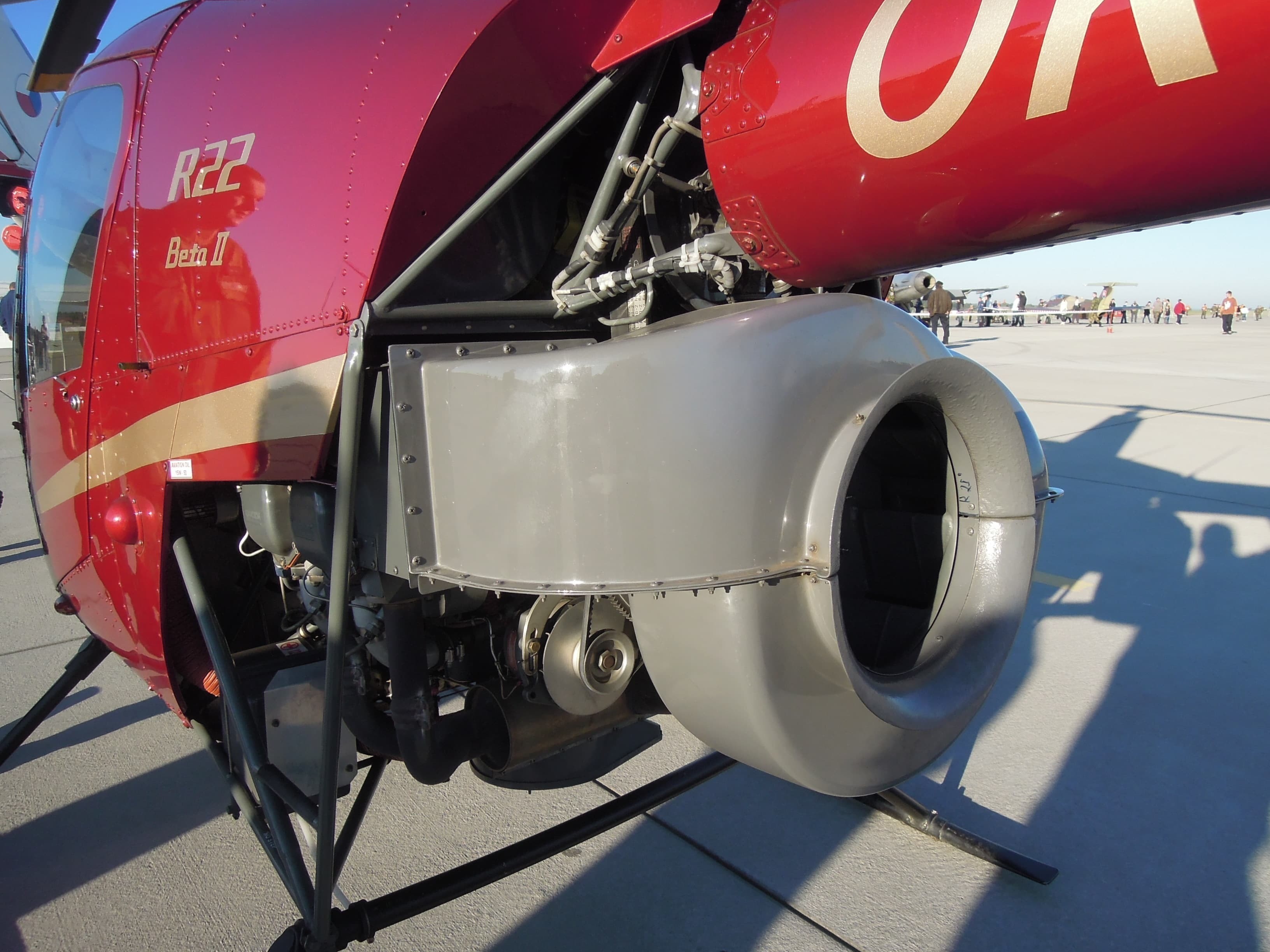 Free STL file Robinson R-22 engine cover scale r/c 🚁・3D print design to ...
