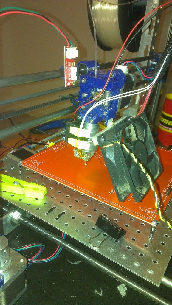 Free STL file fan holder 🔧・3D printable design to download・Cults