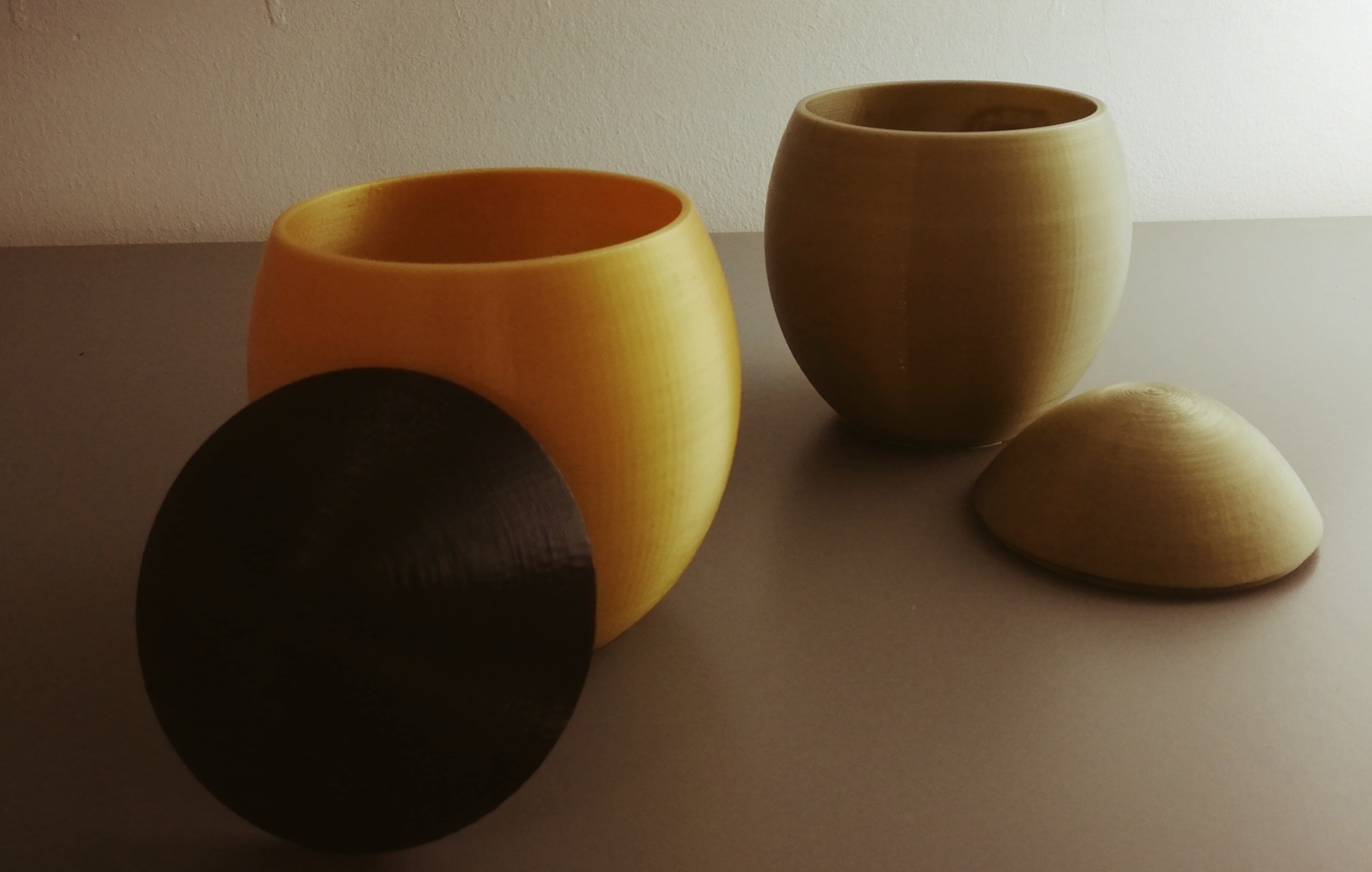 Free STL file A hollow egg to hide a surprise!・3D printable model to ...