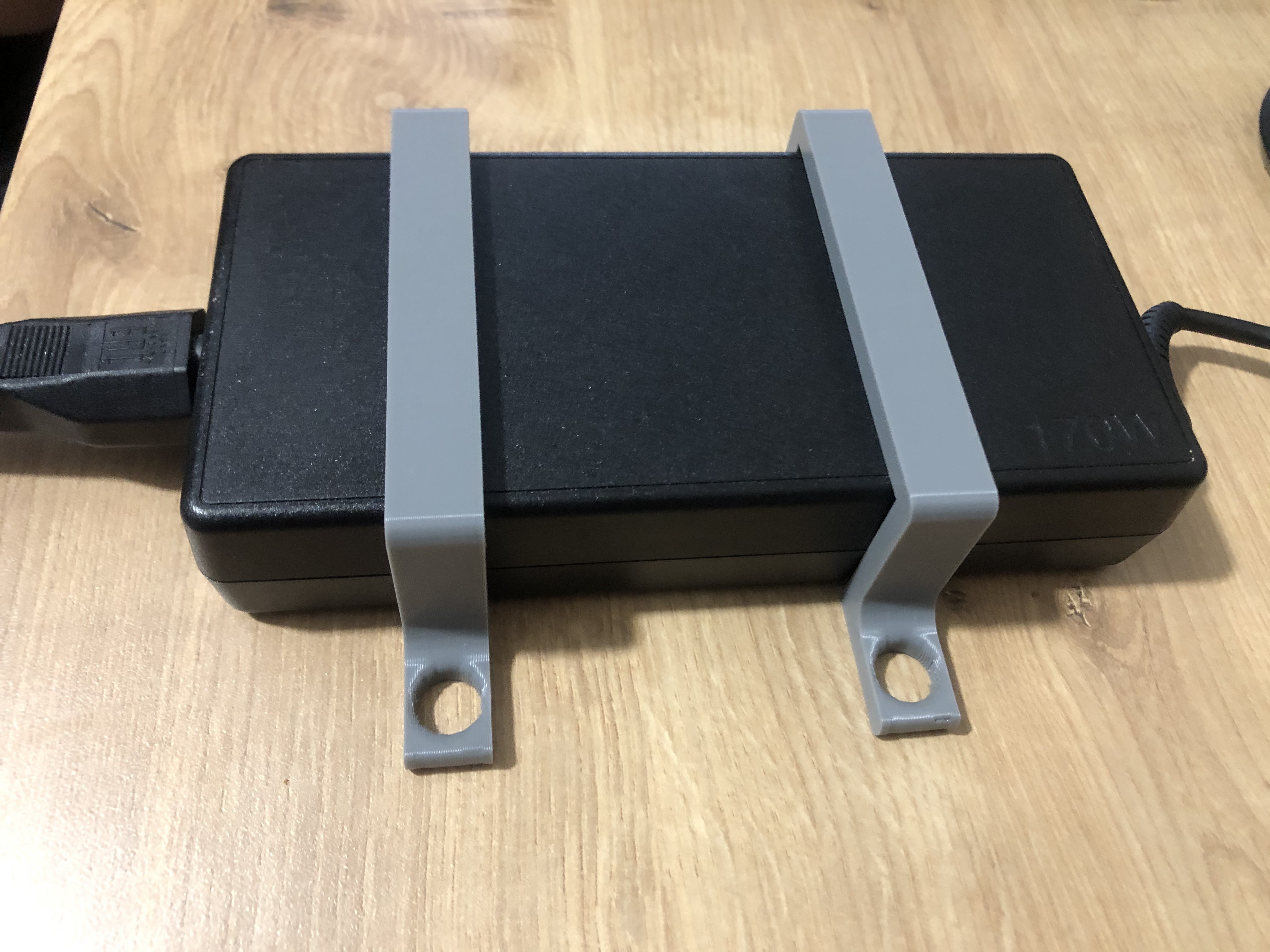 Free STL file Power supply holder for Lenovo Legion Y53015ICH Black・3D