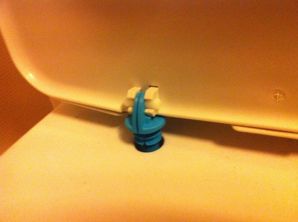 Free STL file Toilet Seat Bracket・Template to download and 3D print・Cults