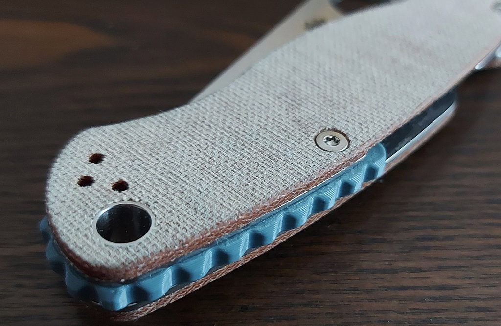 Free STL file Spyderco PM2 backstrap・3D print object to download・Cults