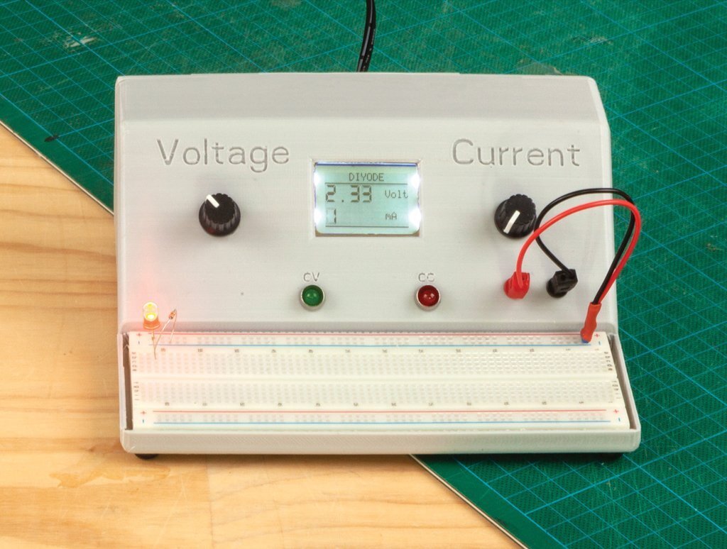 Free STL file Voltage and Current Limiting Power Supply for Breadboard