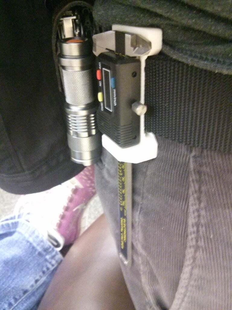 Free STL file Belt Holster for Digital Calipers・3D printing template to