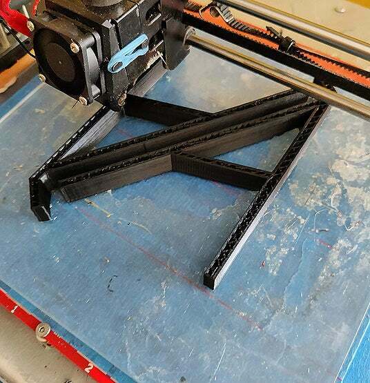 Free STL file Video Game Console Display stands remix (higher angle)・3D