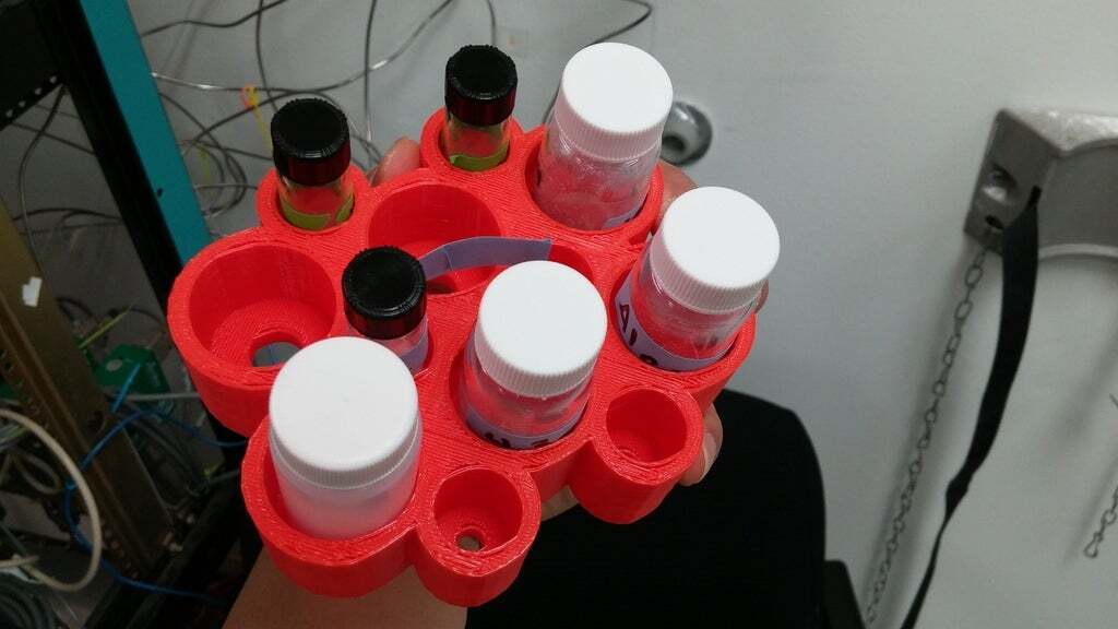 STL-Datei Laboratory Vial Container kostenlos・3D-druckbare Vorlage zum ...