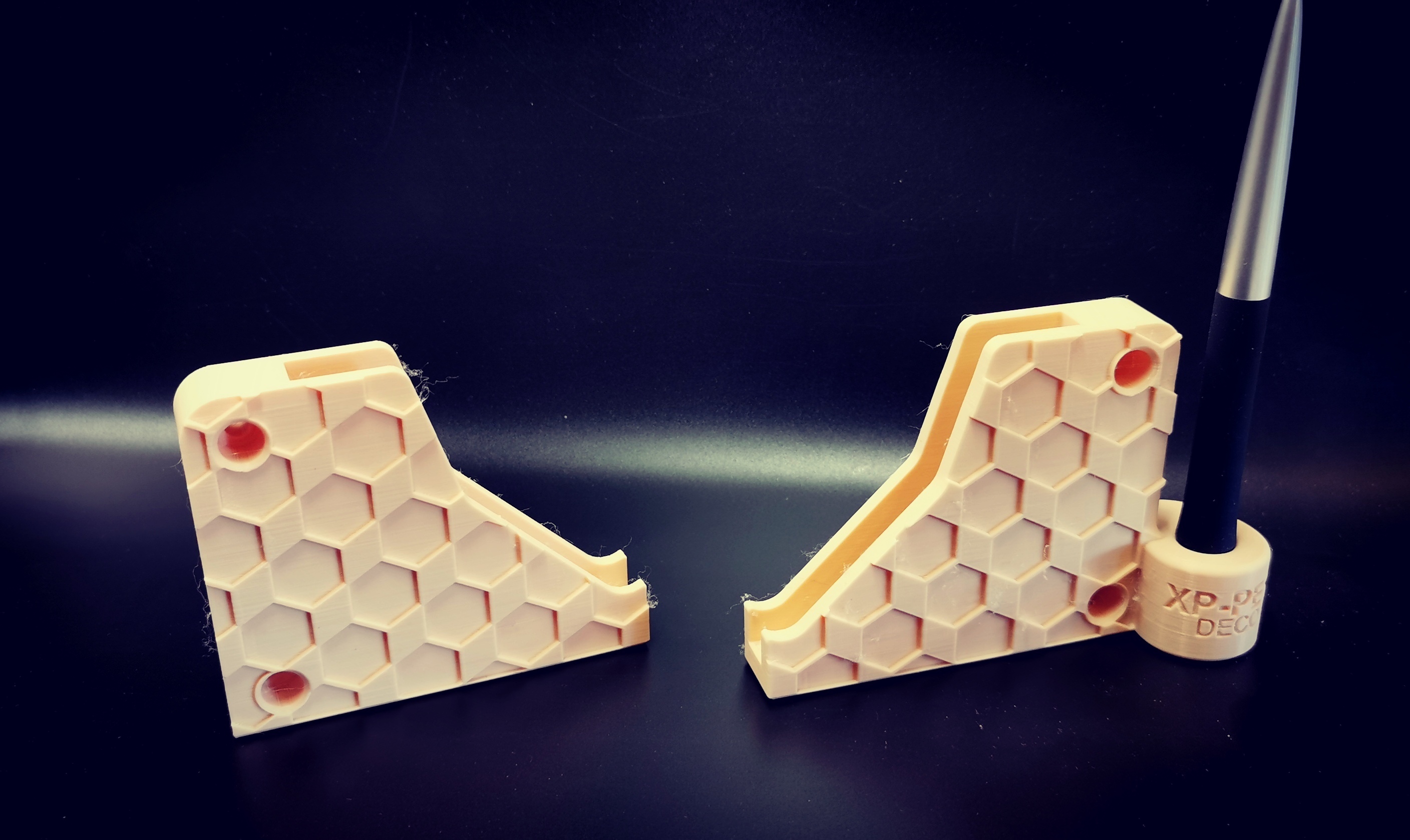 Файл STL XP PEN DECO Tablet Wall Mount・3D модель для печати скачать・Cults