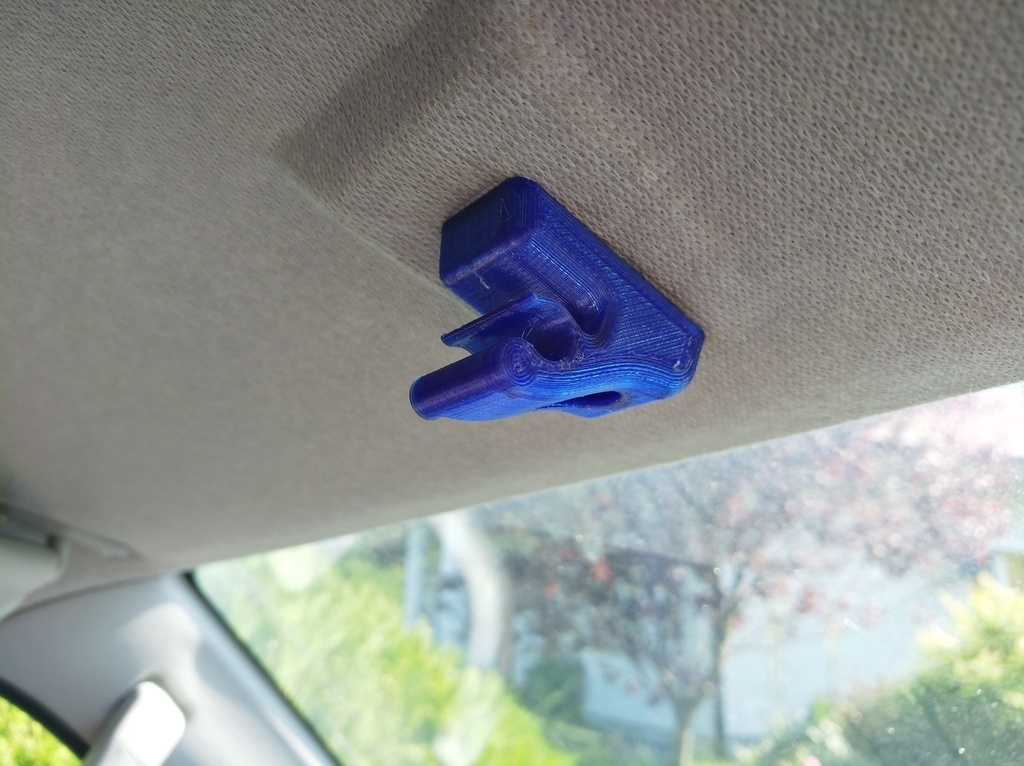 2018-06-16_08.53.16.jpg Бесплатный 3D файл Солнцезащитный козырек Mitsubishi Pajero но Pinin・Модель 3D-принтера для загрузки