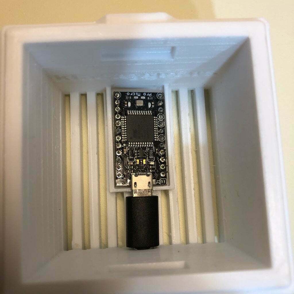 Free STL file Big Switch Case・3D printing template to download・Cults