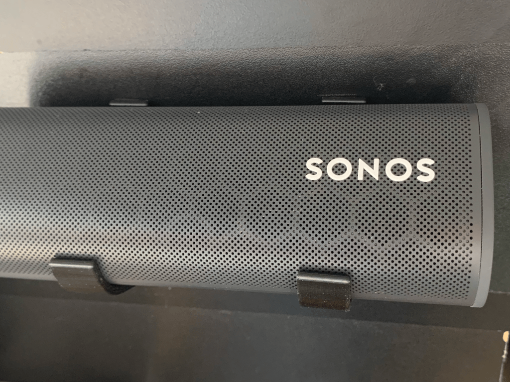 Free 3D file Sonos Roam Wall Mount 🎵・3D print design to download・Cults