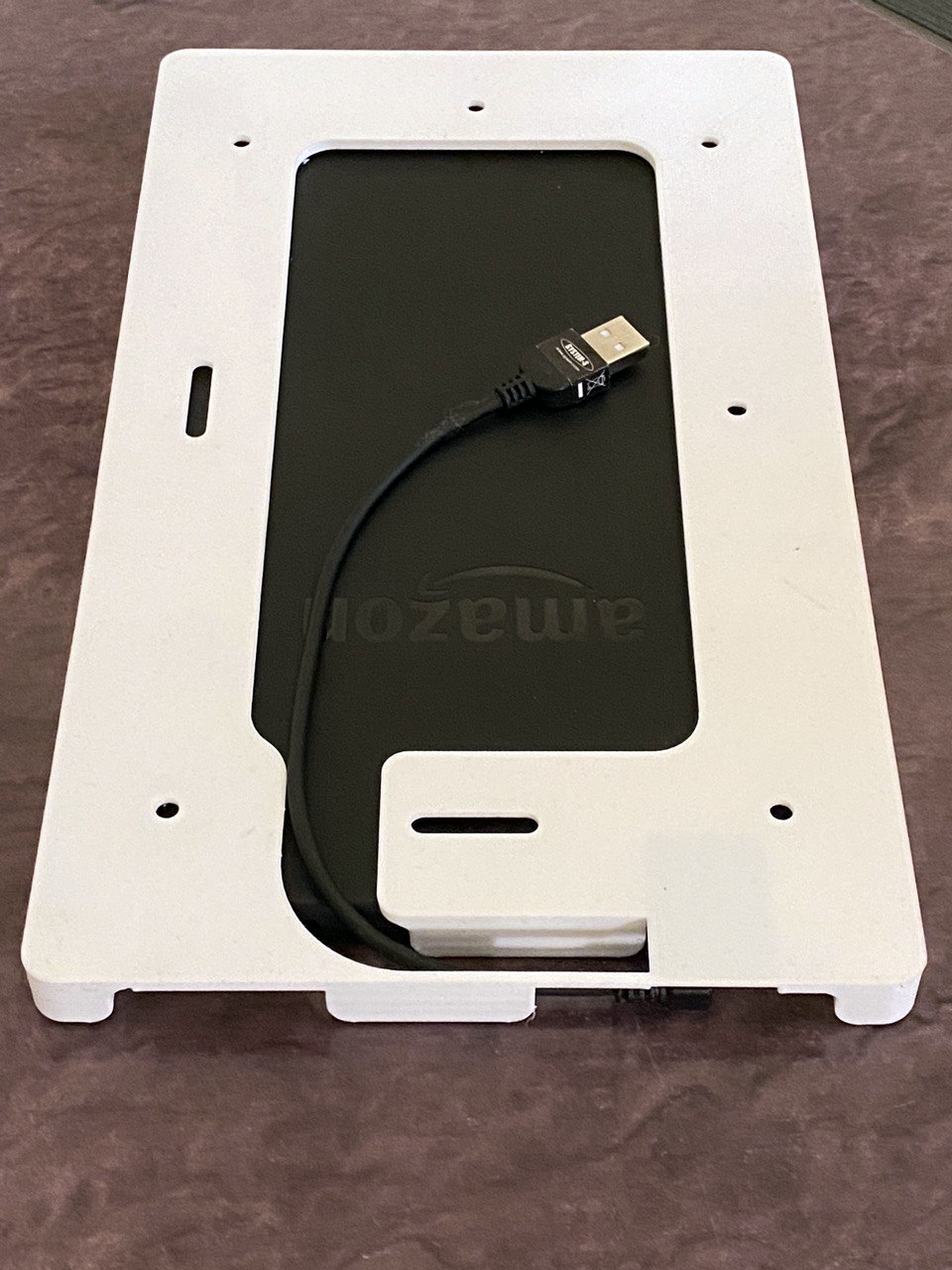 STL file Amazon Fire Wall Mount for Smart Home (Fire 10 Tablet, Gen.7,8