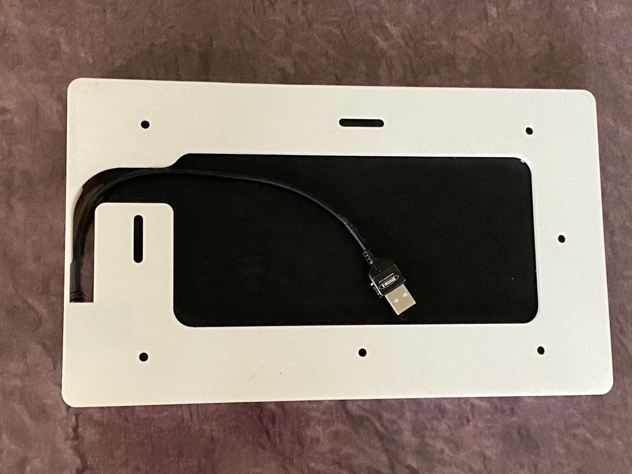 STL file Amazon Fire Wall Mount for Smart Home (Fire 10 Tablet, Gen.7,8