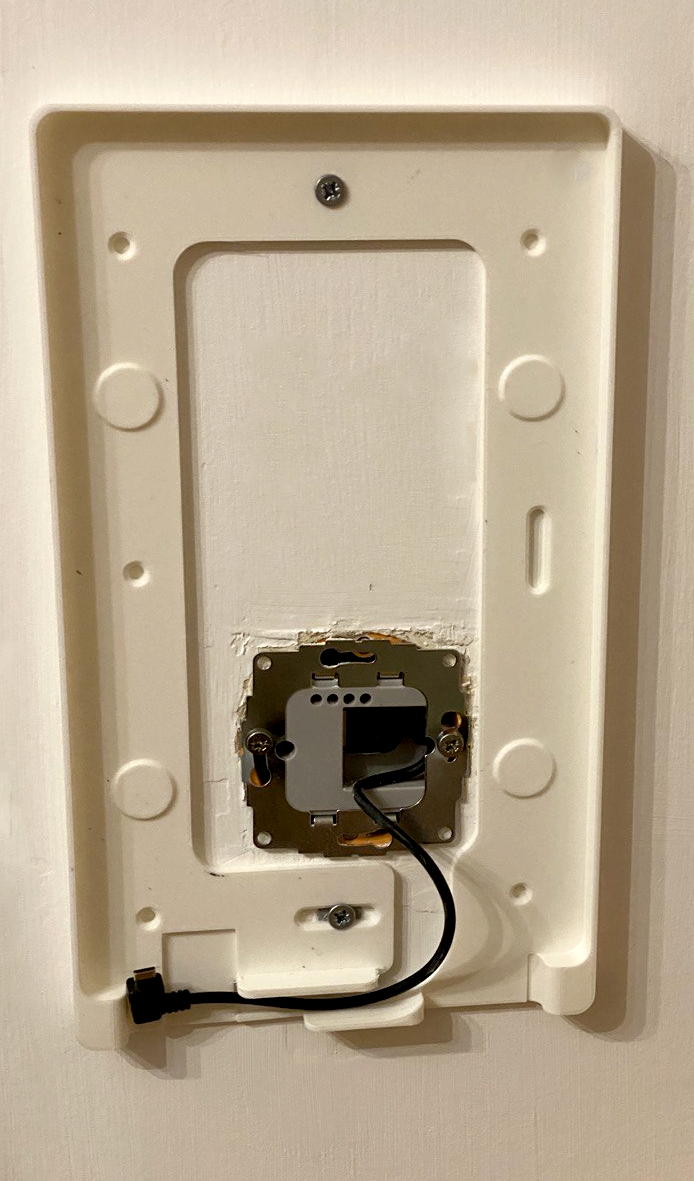 STL file Amazon Fire Wall Mount for Smart Home (Fire 10 Tablet, Gen.7,8