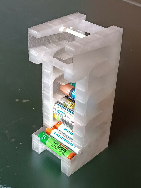 Free 3D file AAA Battery Dispenser・3D printer model to download・Cults