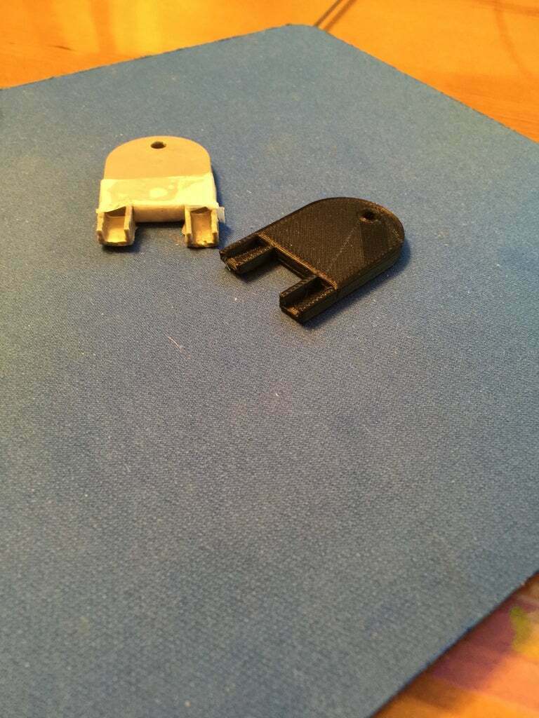 Free STL file Paper Towel Key (CINTAS) 🔑・3D printer model to download・Cults