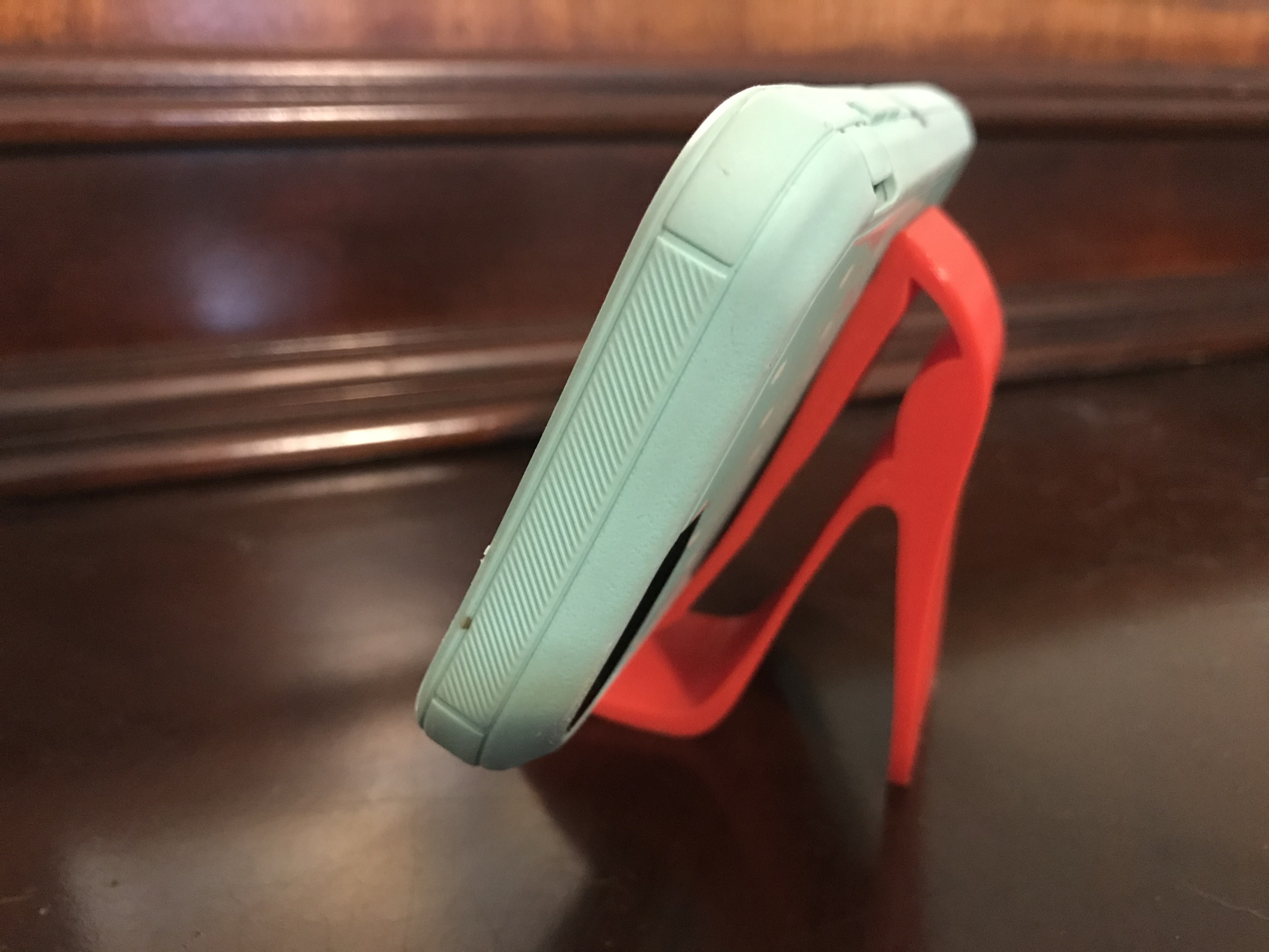 STL file High Heel Phone Stand 📞・3D printable model to download・Cults