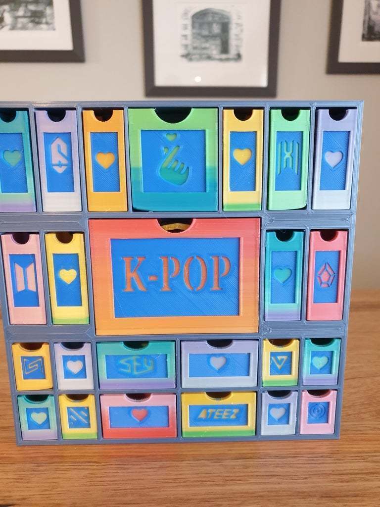 Free STL file KPop Xmas Advent Calendar・3D print object to download・Cults
