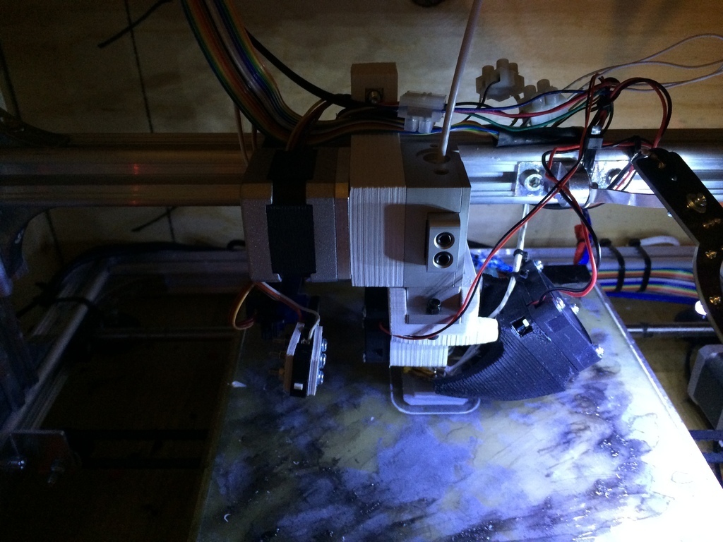 Free 3D file K8200/3drag Bulldog XL Extruder Mount・3D print design to download・Cults