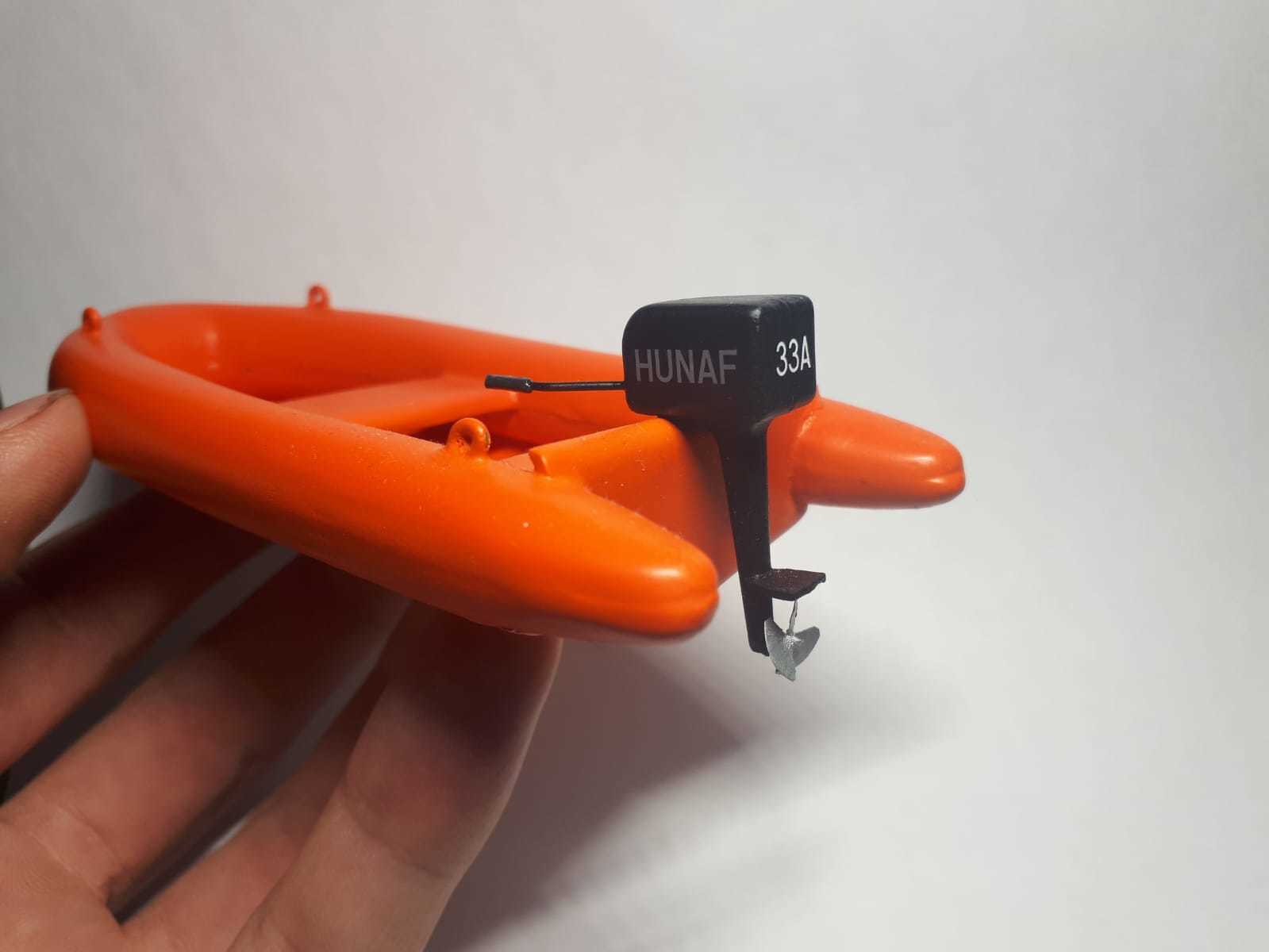 Free STL file Outboard motor for RC scale boat models 🛥️・3D print