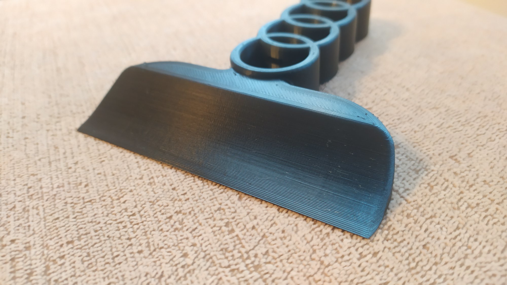 STL file Ice scraper Audi ETron 🧊・Design to download and 3D print・Cults