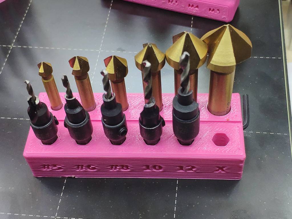 Free 3D file Hex Shank Bit Holder Parametric 🔧・3D printing template