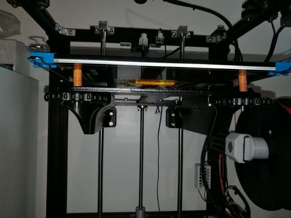 Free STL file Ender 5 Strong bed supports 💪・3D printer model to