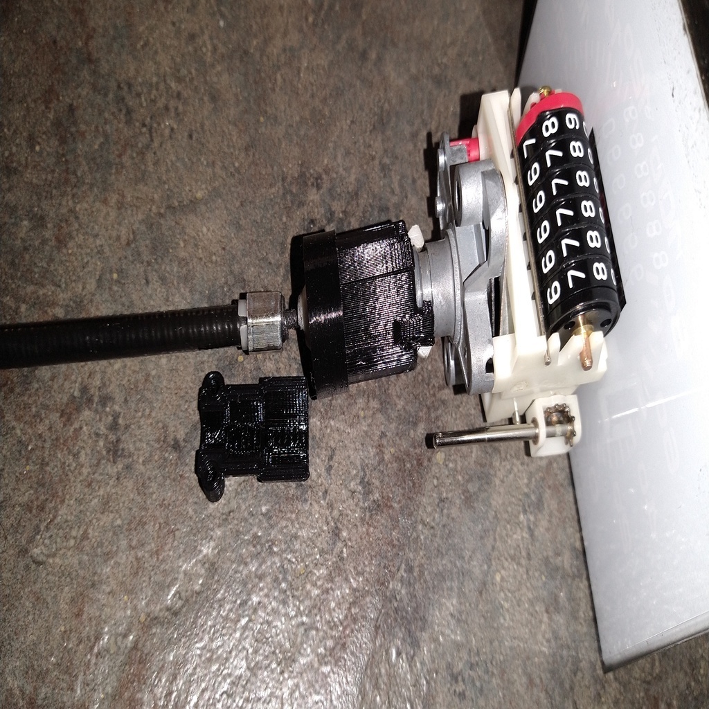 STL file Matra (Murena) broken speedo cable fix 🔌・3D printing idea to