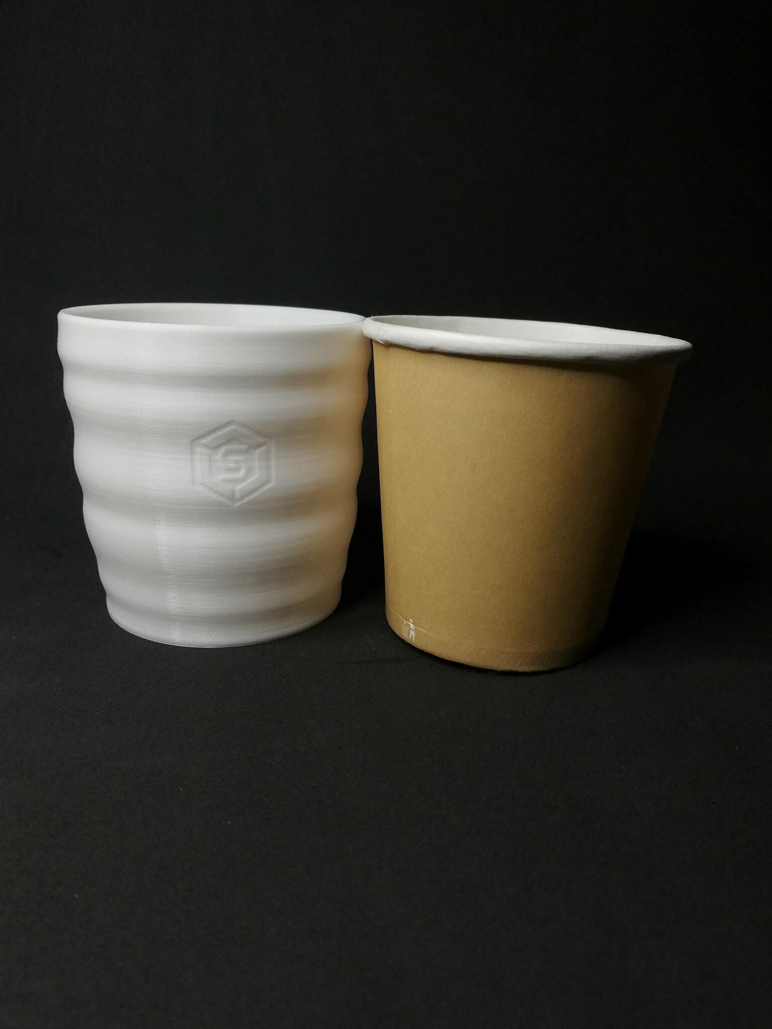 STL file Paper cup holder 📱・3D printable model to download・Cults