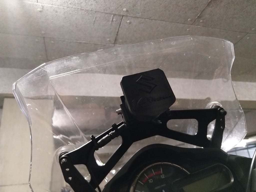 Free STL file TomTom Rider Mount Cover Suzuki VStrom 🌧️・3D print object to download・Cults