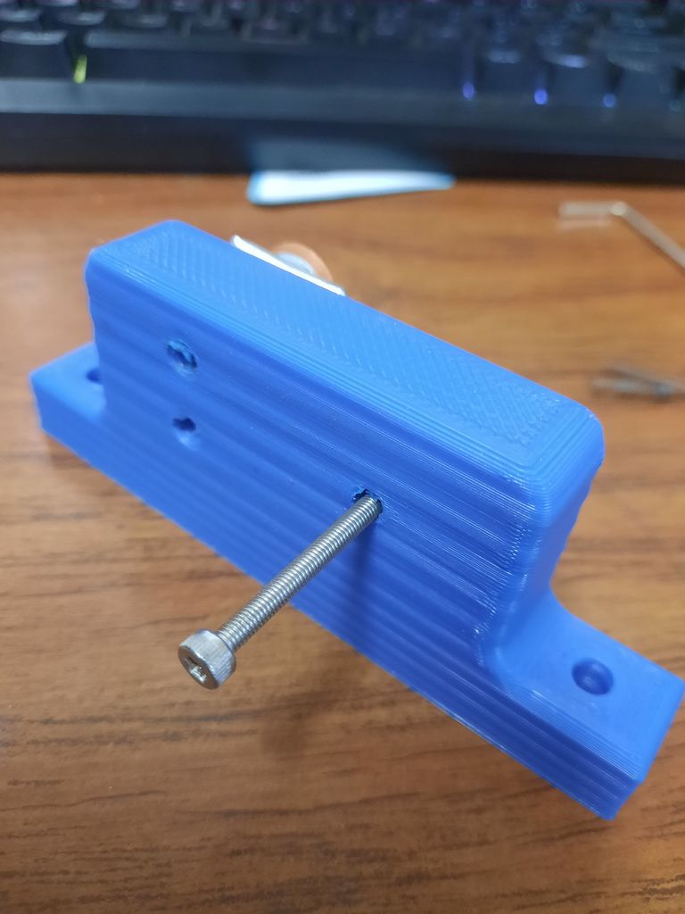 Free STL file Small Spring Maker・Object to download and to 3D print・Cults